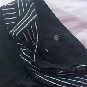LULULEMON LEGGINGS NWOT reversible wunder under!!!
